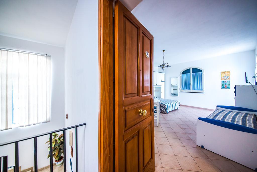 Mistral Residence Canneto  Exterior photo